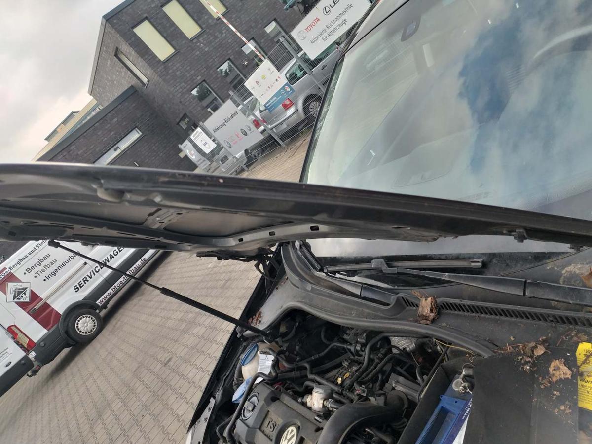VW Jetta 1K2 original Motorhaube LC9X Deepblack Bj.2009